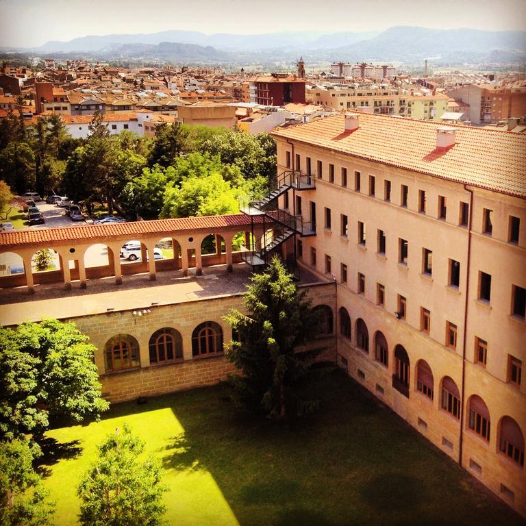 Seminari Allotjaments Vic Exterior foto
