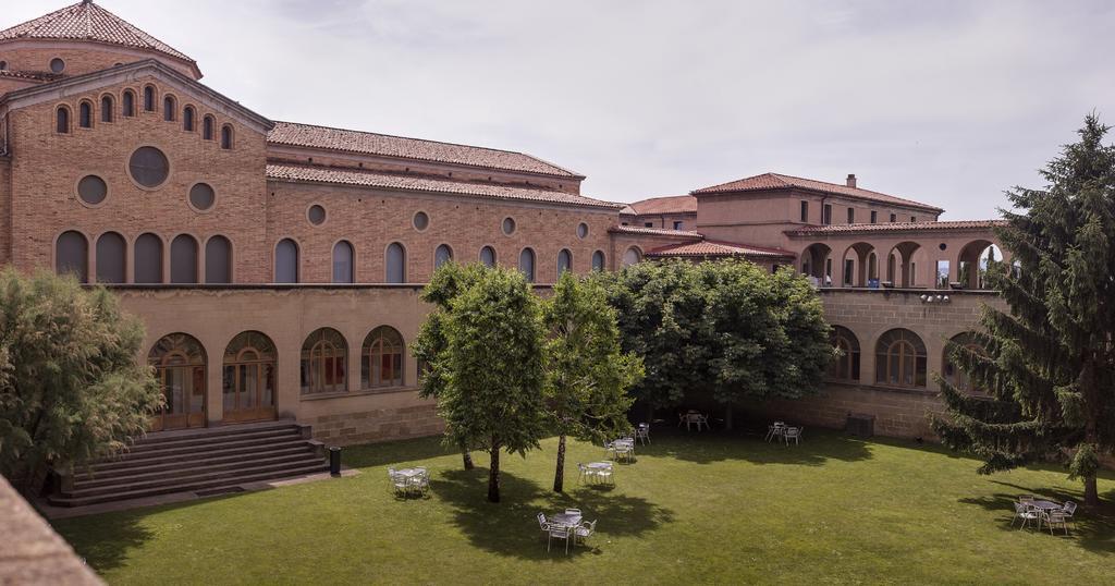 Seminari Allotjaments Vic Exterior foto